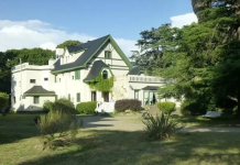 Por una explosión murió el encargado de un hotel en Villa Arcadia