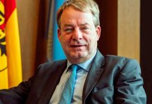 Llega a Suárez en histórica visita el embajador alemán en Argentina