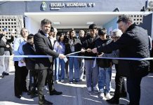 Kicillof pasó por Villarino para inaugurar una escuela y un acueducto