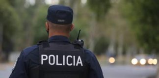 Cesantean a policías de Villarino por falsear el domicilio para cobrar más